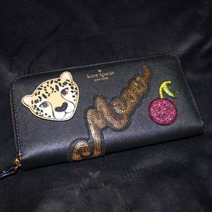 NWOT Kate Spade Zipper Wallet - Black